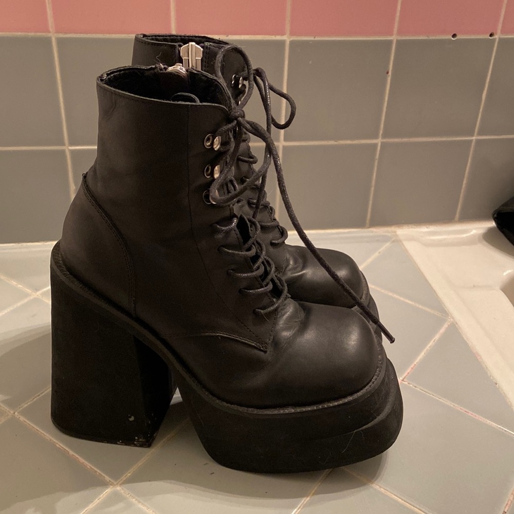 Unif brat boot